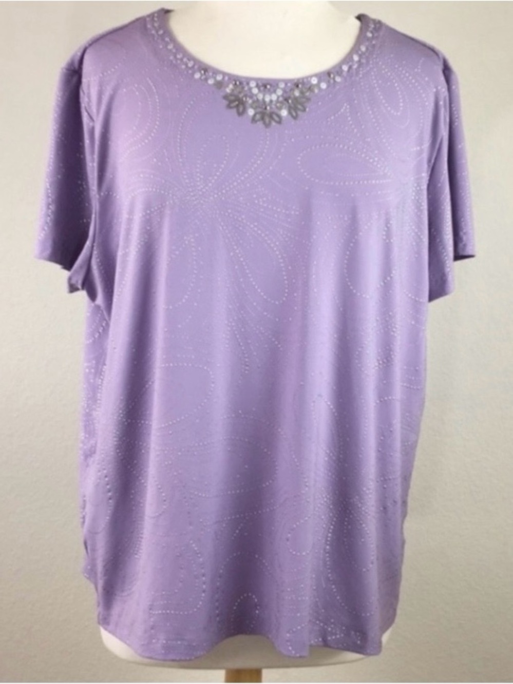 3/$25 Alfred Dunner Women's Lavender Sequins T-Shirt Size XL Casual Coastal